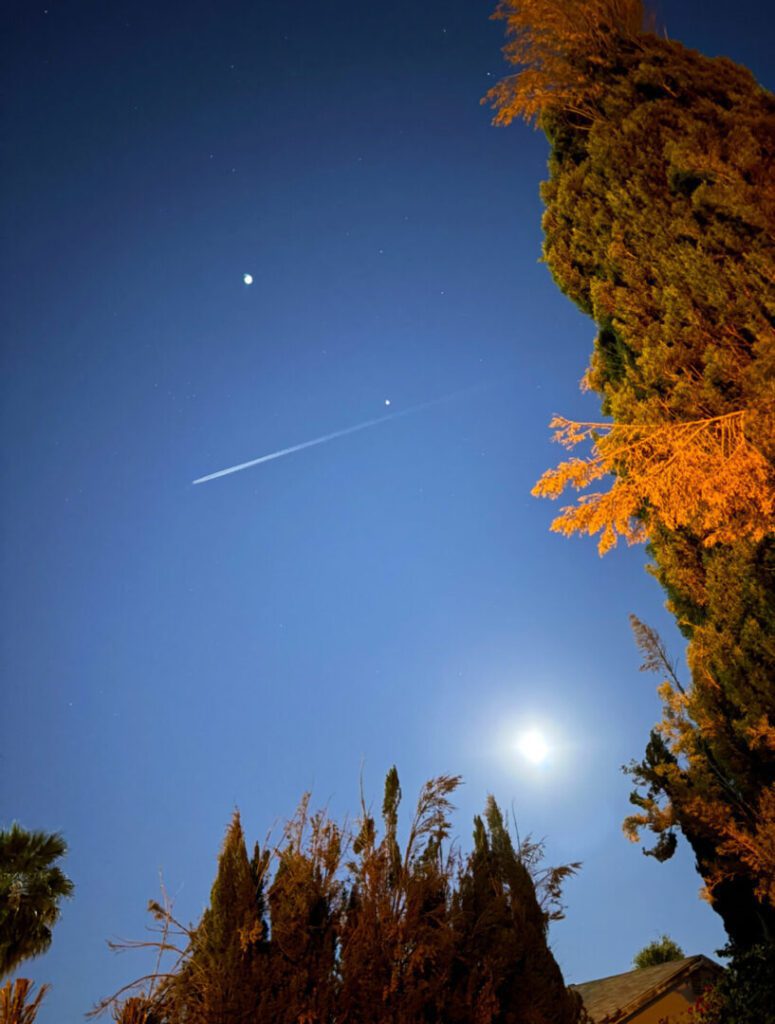 Clifford Singer. Full Moon. Meteorite. April 1. 2026